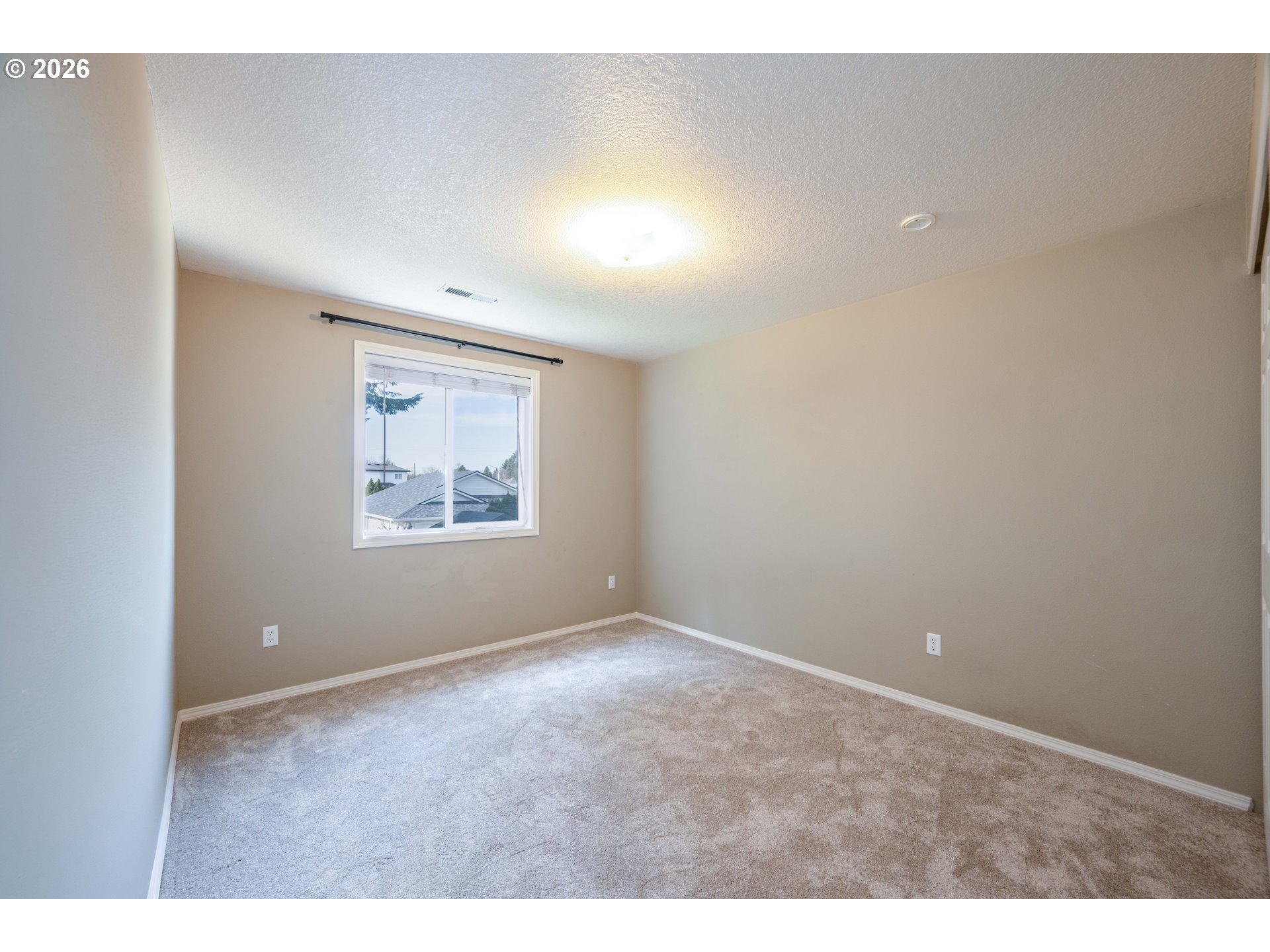 17302 Northeast 2nd Loop Vancouver, WA 98684 - Photo 29 of 39