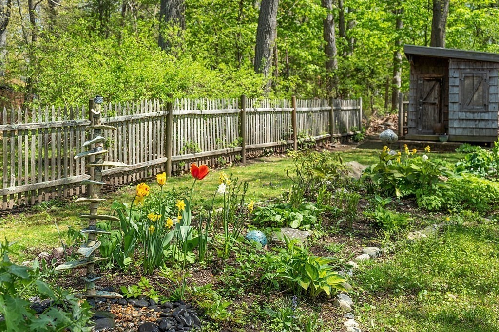 4 Weston Street Lexington, MA 02421 - Photo 3 of 31 Gallery Image 3
