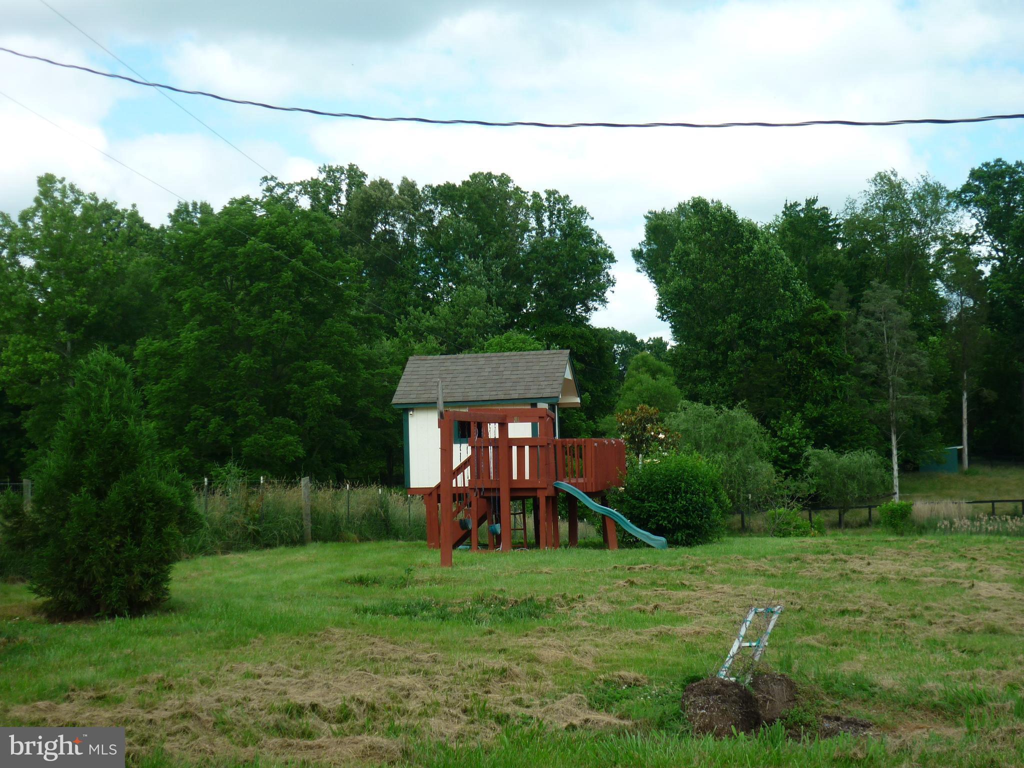 6732 Beach Road Warrenton, VA 20187 - Photo 7 of 25 Exterior (Rear)