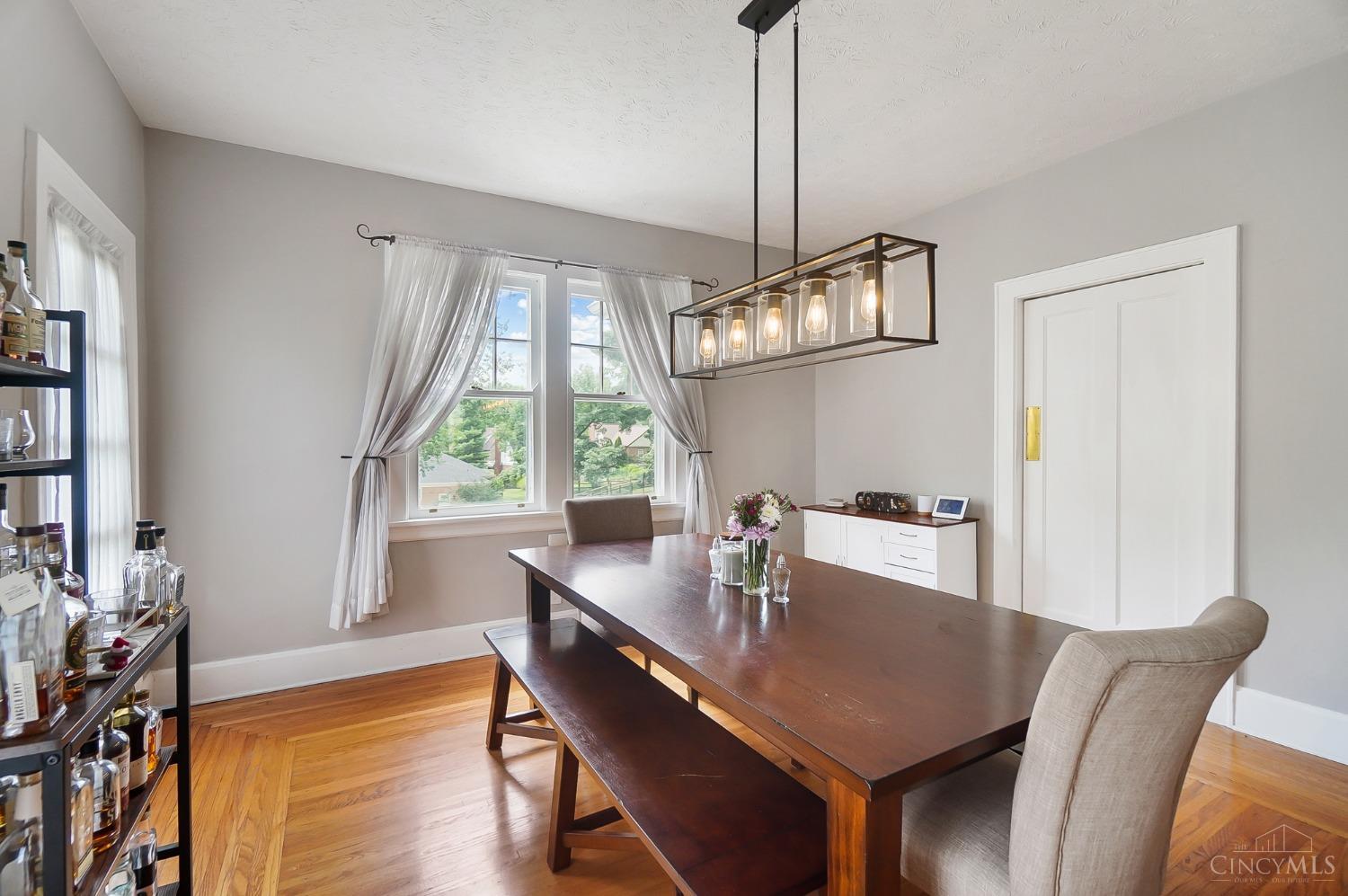 7530 Montgomery Road Cincinnati, OH 45236 - Photo 8 of 34 Gallery Image 8