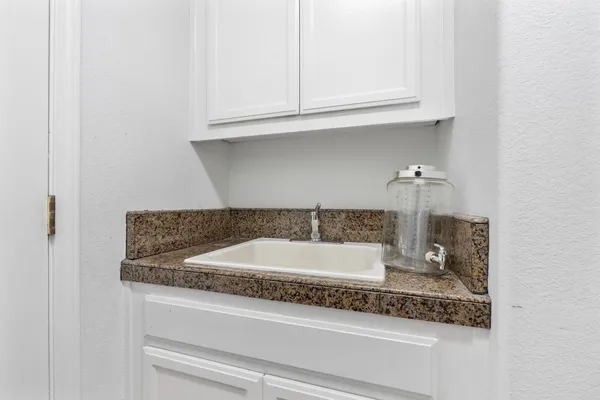 $664,999 | 5310 Homewood Way, Riverbank, CA 95367
