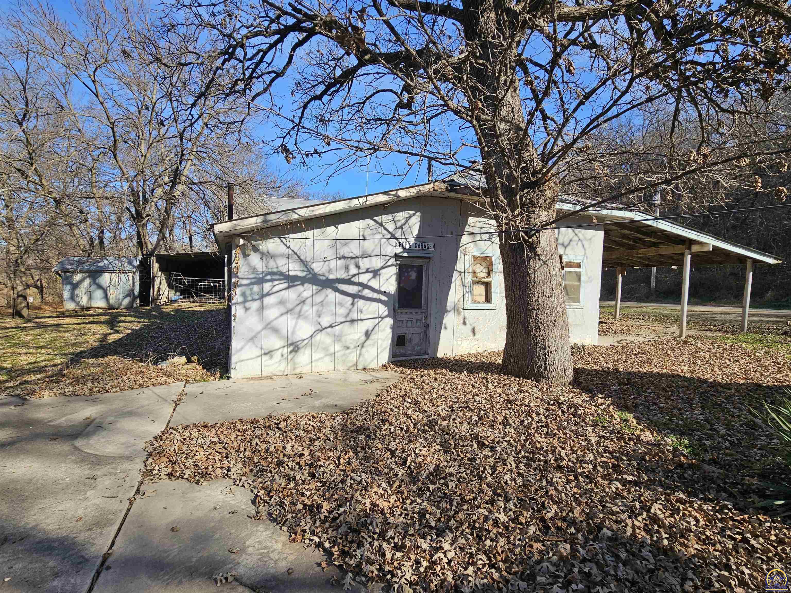 1080 Camp Wood Road Elmdale, KS 66850 - Photo 29 of 38