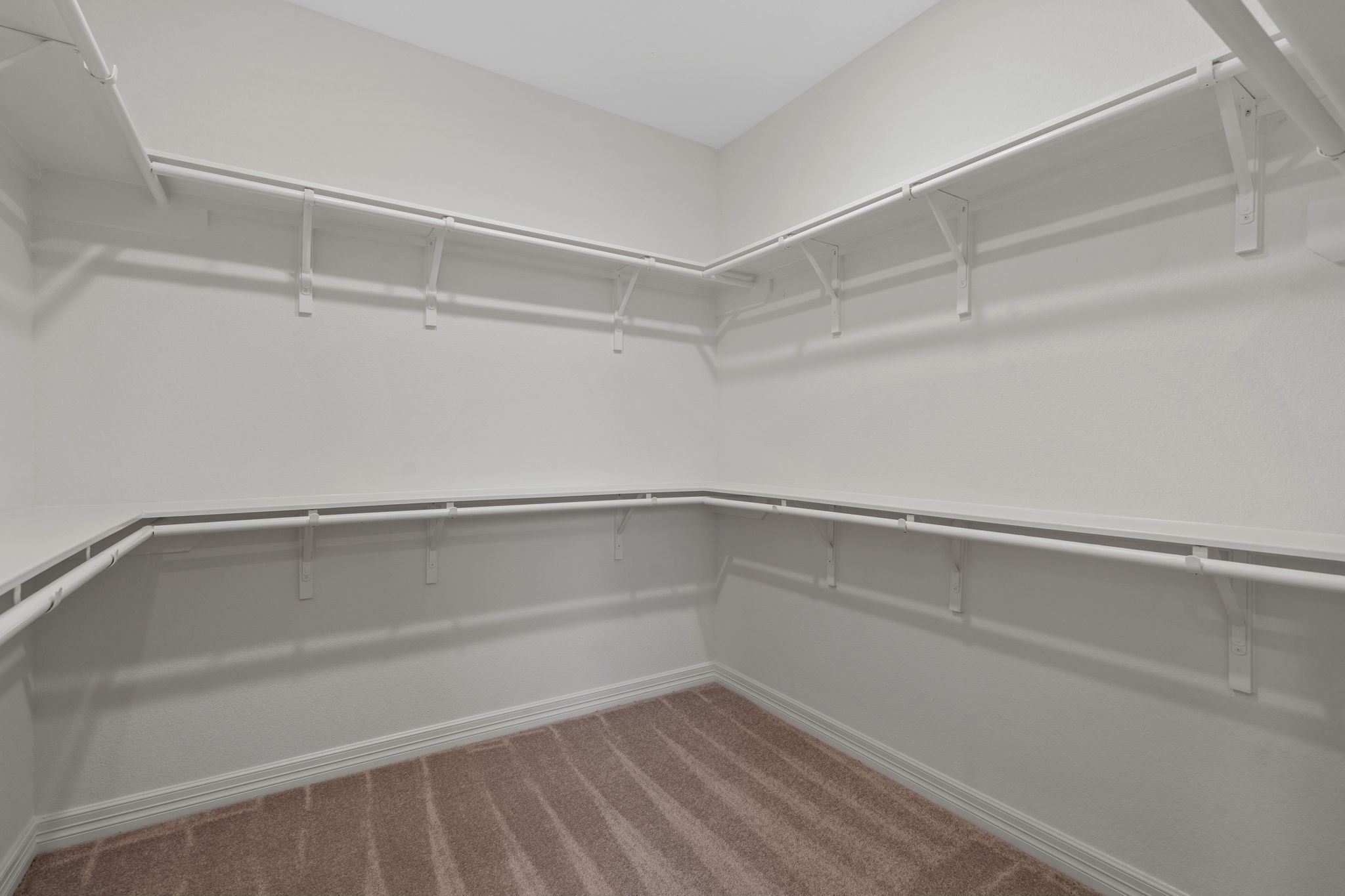 32414 Poplar Grove Lane Conroe, TX 77385 - Photo 15 of 30 A view of your large primary walk-in Closet