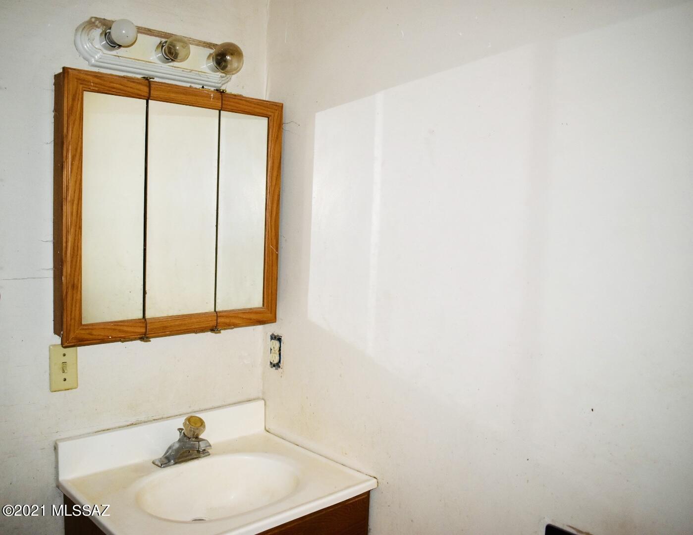 17101 West 3rd Street Arivaca, AZ 85601 - Photo 7 of 20