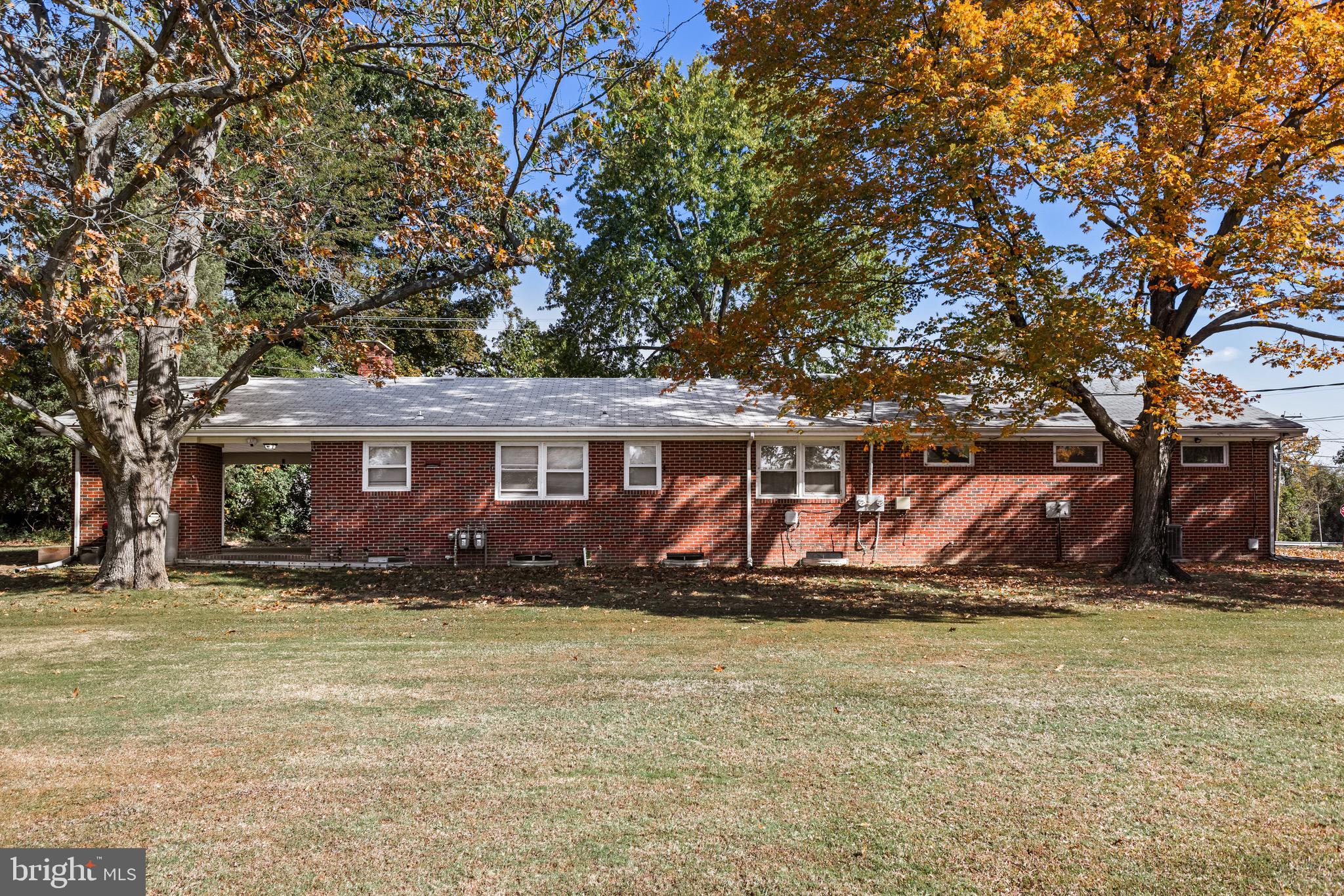 147 New Union Street Salem, NJ 08079 - Photo 26 of 28 a view of front of a house with large yard
