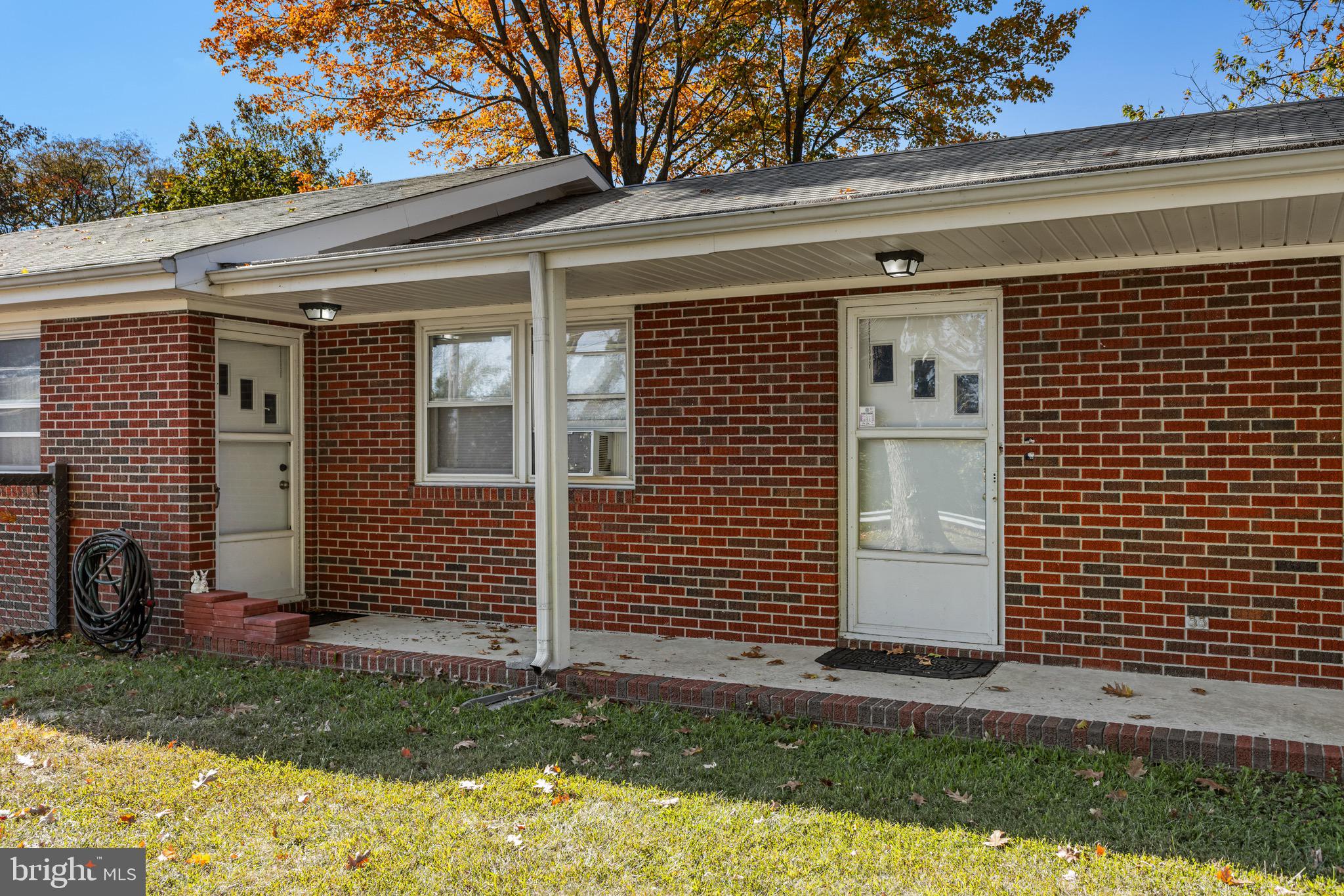 147 New Union Street Salem, NJ 08079 - Photo 3 of 28 a view of a house with a yard