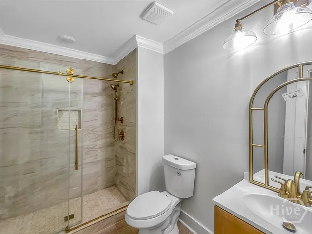 $2,300 | 316 West 40th Street, Unit C, Savannah, GA 31401