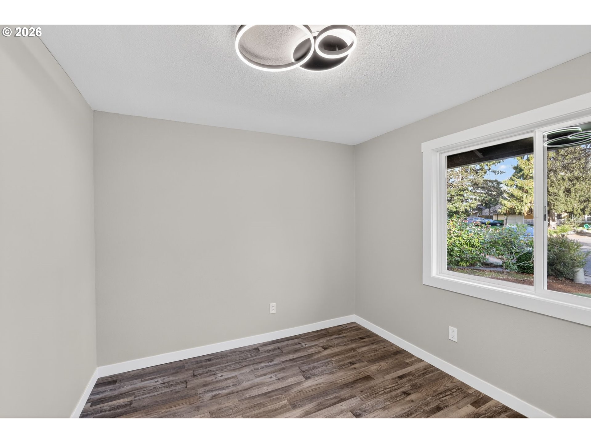 6775 Southwest Whisper Court Beaverton, OR 97008 - Photo 14 of 32