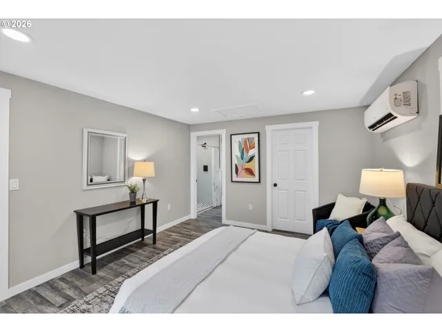 $595,500 | 6775 Southwest Whisper Court, Beaverton, OR 97008