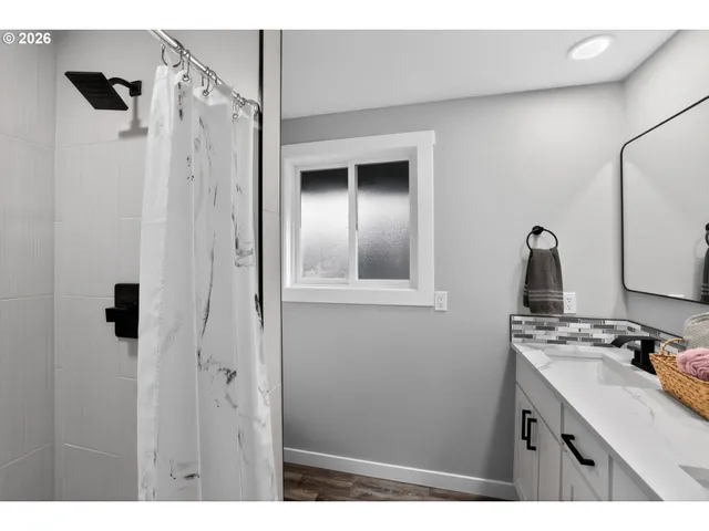 $595,500 | 6775 Southwest Whisper Court, Beaverton, OR 97008