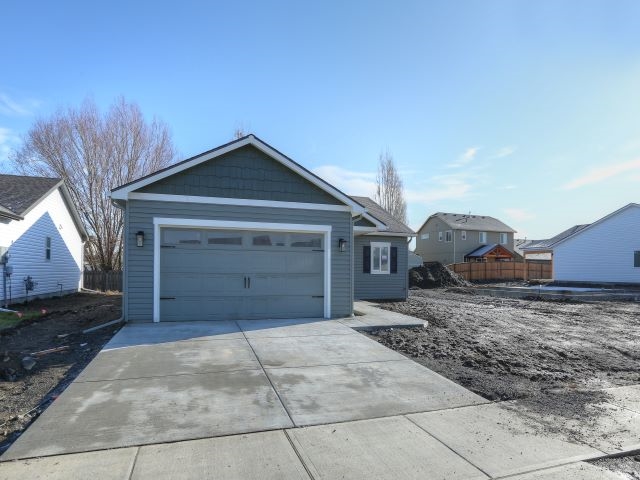 10423 West Salmonberry Road Cheney, WA 99004 - Photo 2 of 26