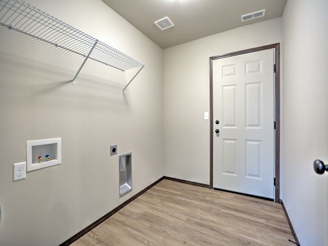 10423 West Salmonberry Road Cheney, WA 99004 - Photo 12 of 26