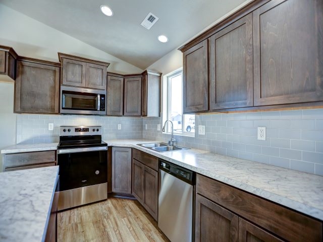 10423 West Salmonberry Road Cheney, WA 99004 - Photo 16 of 26