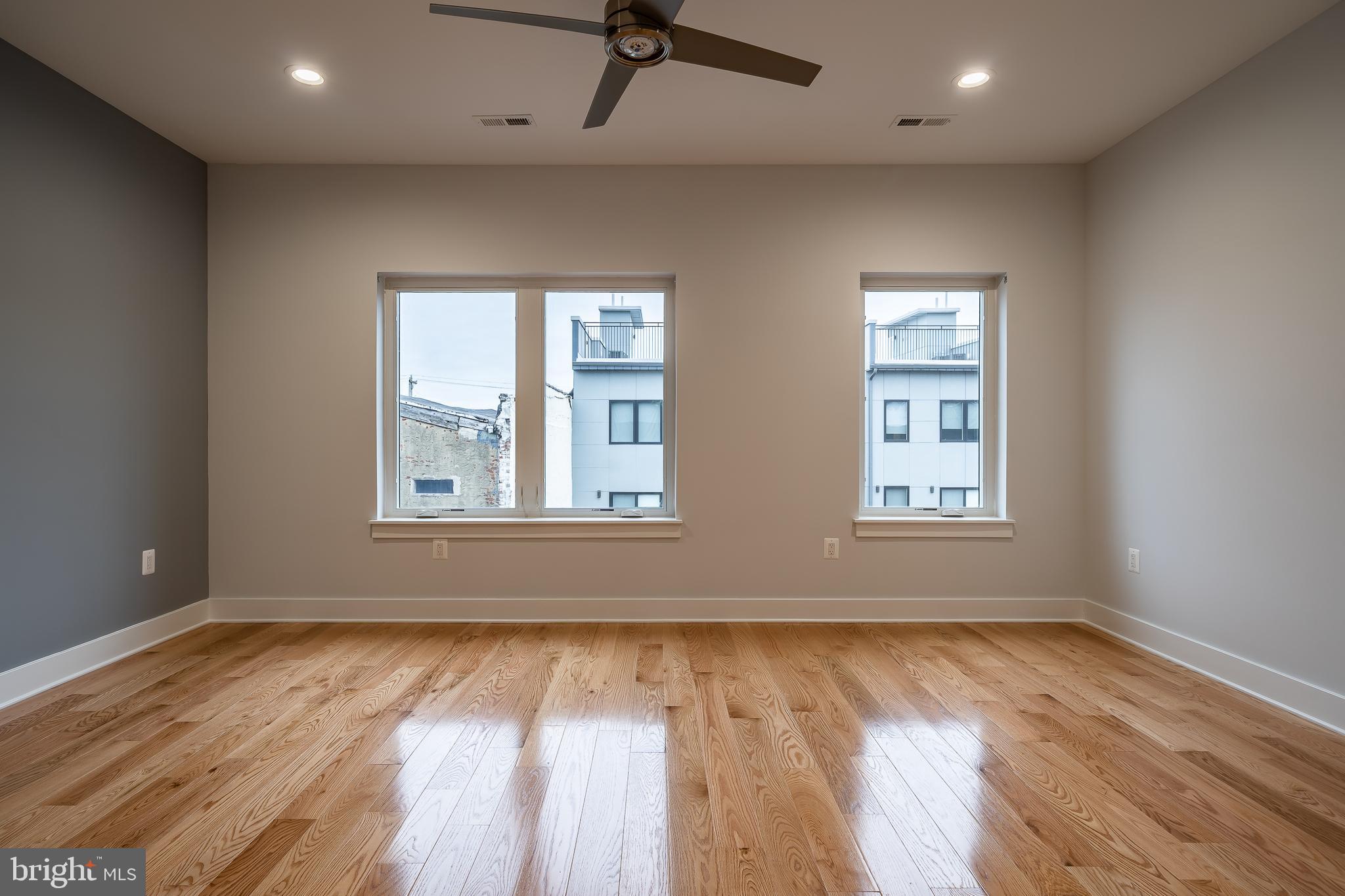 237 Tasker Street Philadelphia, PA 19147 - Photo 16 of 49