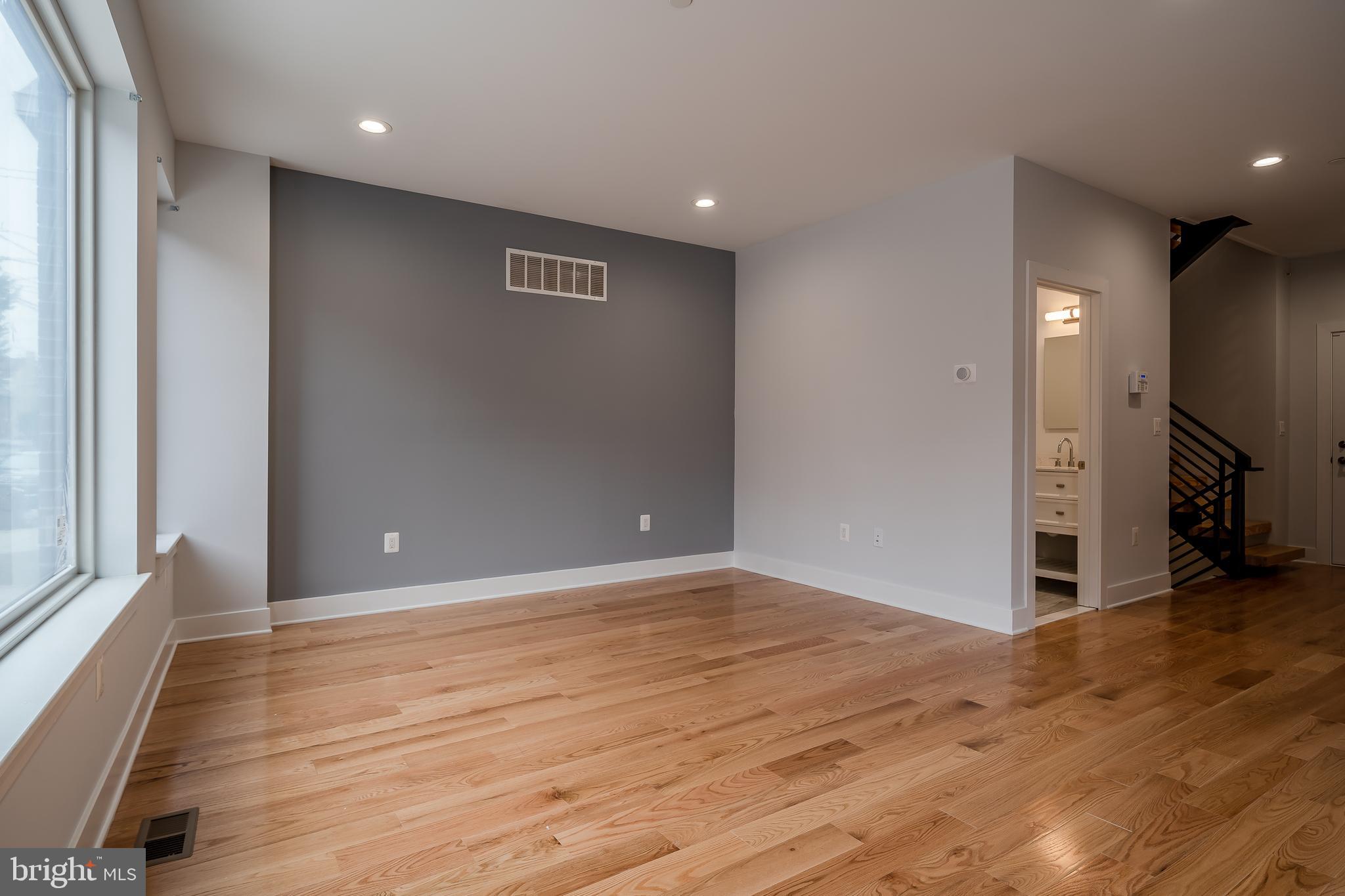 237 Tasker Street Philadelphia, PA 19147 - Photo 28 of 49