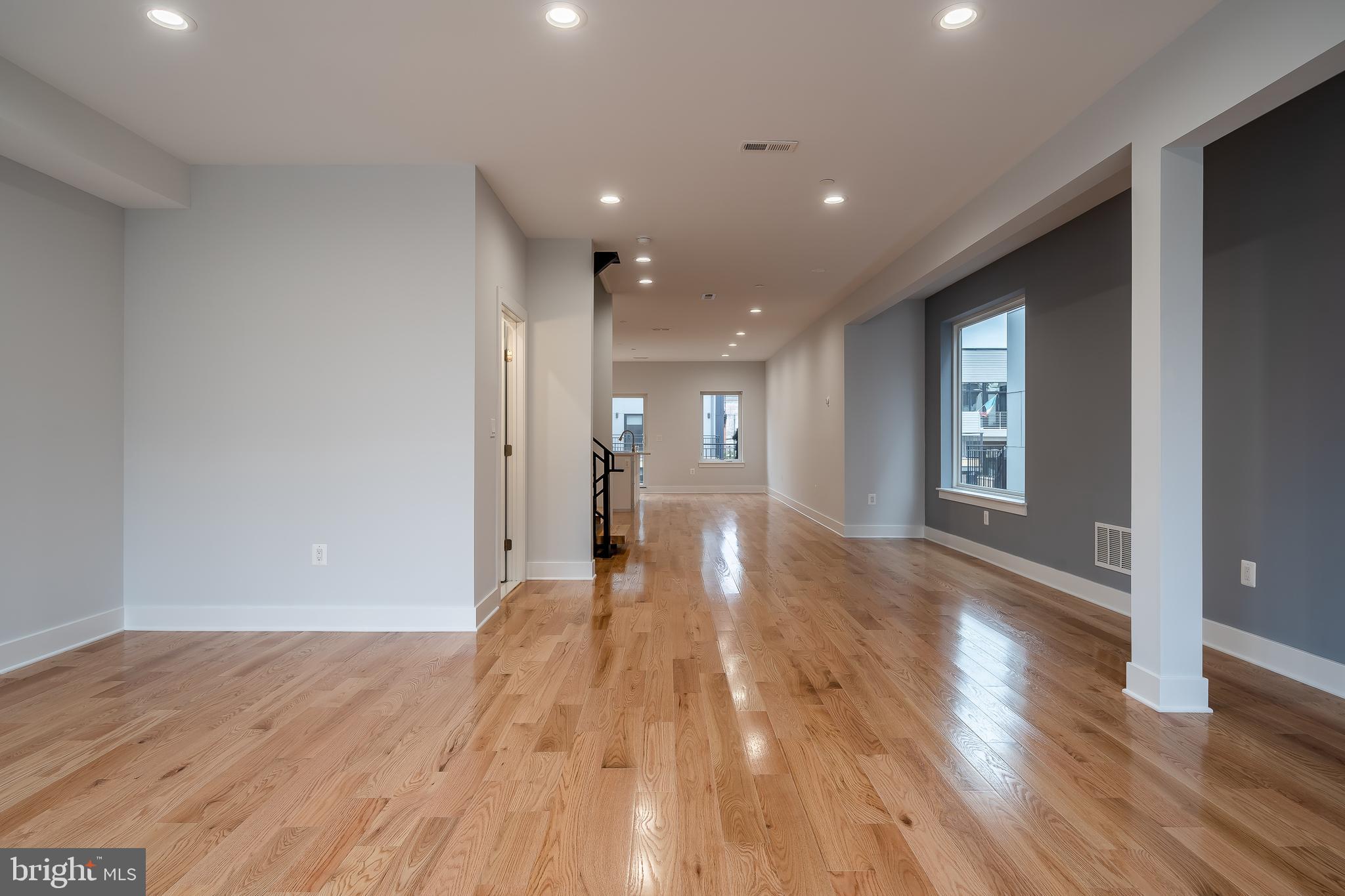 237 Tasker Street Philadelphia, PA 19147 - Photo 6 of 49