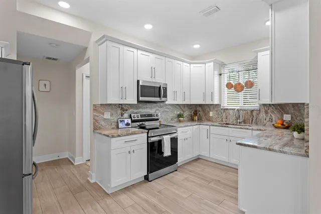 $495,000 | 657 26th Avenue South, St. Petersburg, FL 33705