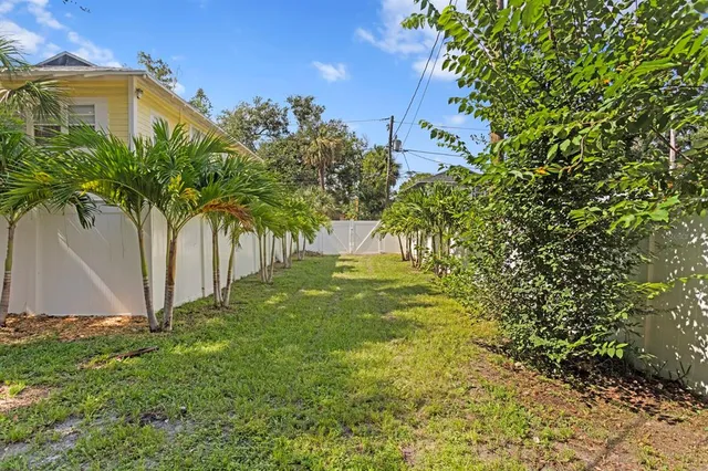 $495,000 | 657 26th Avenue South, St. Petersburg, FL 33705