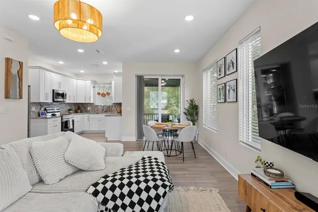 $495,000 | 657 26th Avenue South, St. Petersburg, FL 33705