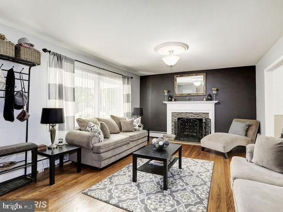 7008 Queen Anne Road Baltimore, MD 21207 - Photo 3 of 21