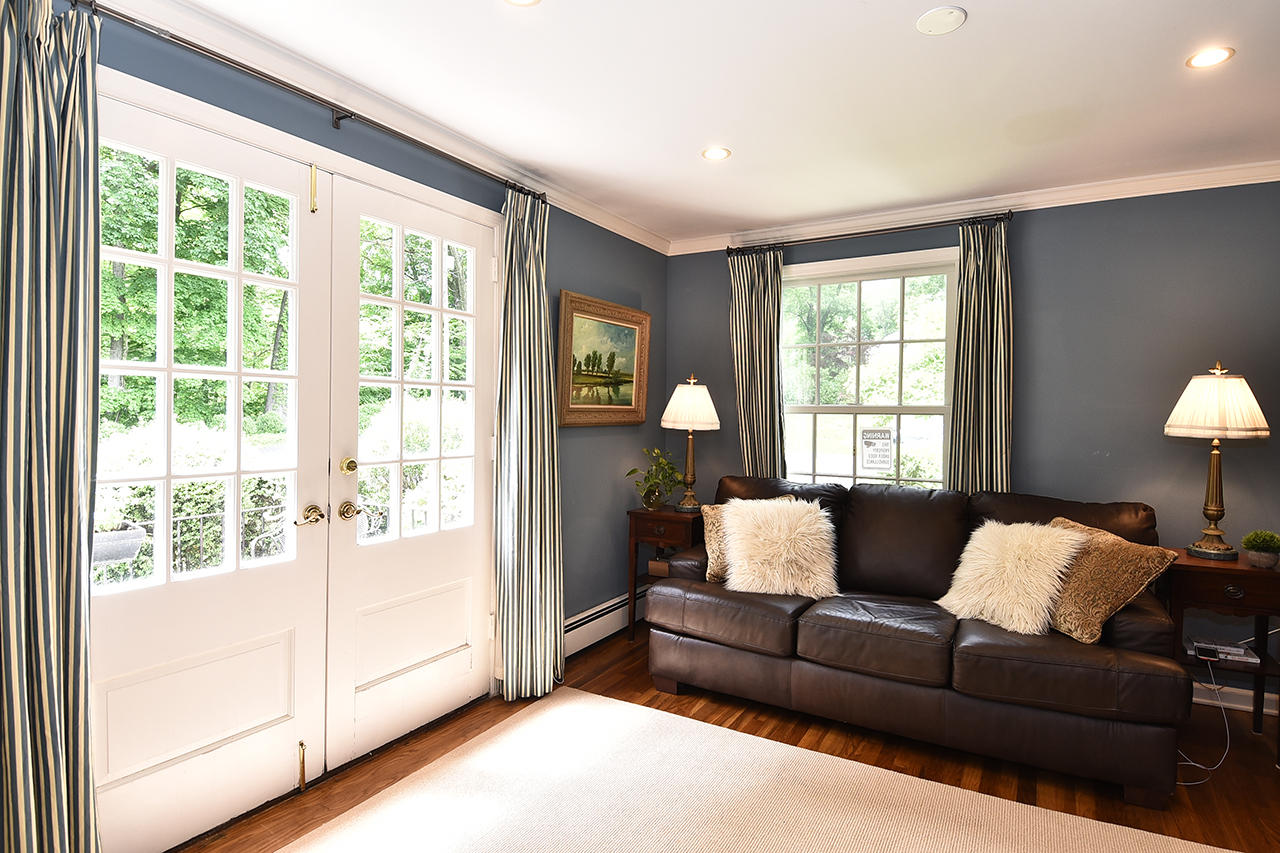22 Country Club Road New Canaan, CT 06840 - Photo 20 of 47 a living room with furniture and a window