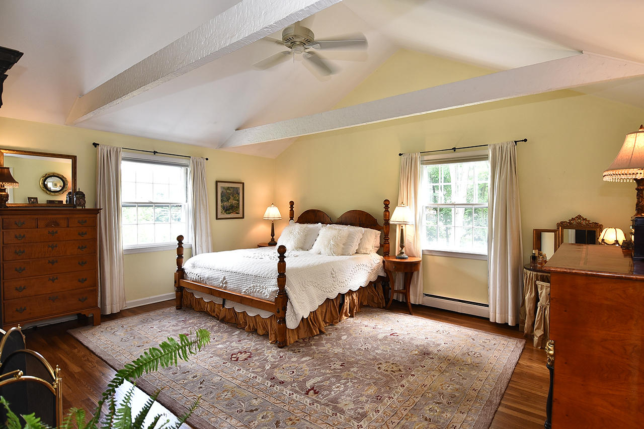 22 Country Club Road New Canaan, CT 06840 - Photo 25 of 47