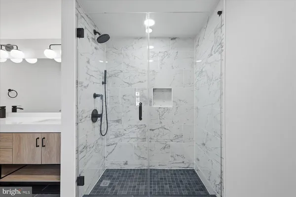$435,000 | 919 12th Street Northeast, Unit 303, Washington, DC 20002