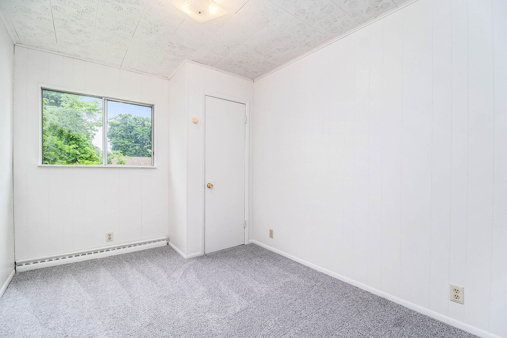 912 Short Road Kalamazoo, MI 49008 - Photo 13 of 20 DSCF8500