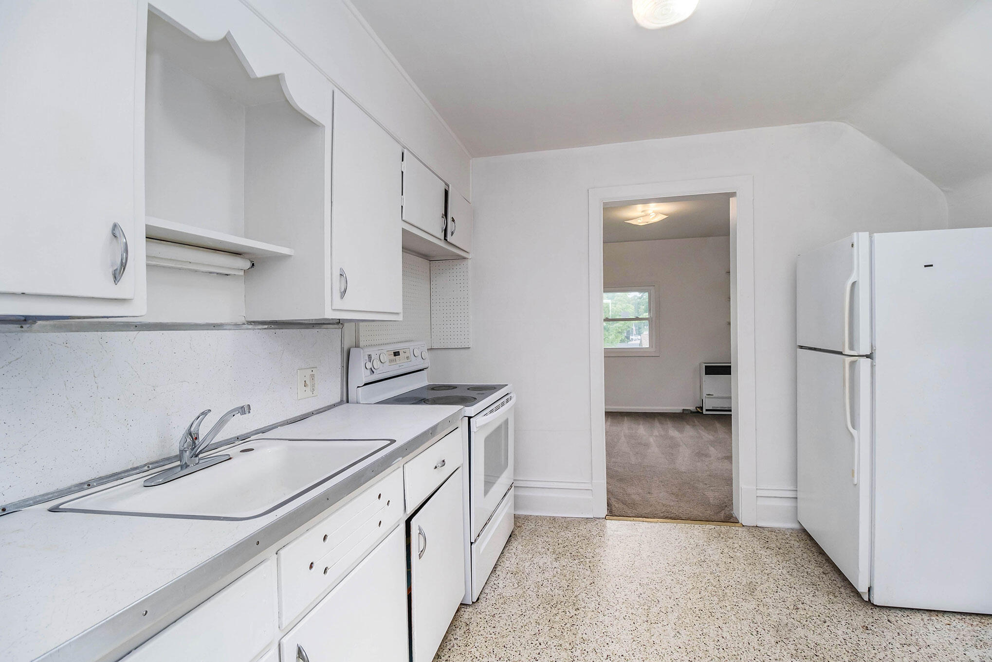 912 Short Road Kalamazoo, MI 49008 - Photo 7 of 20 DSCF8508