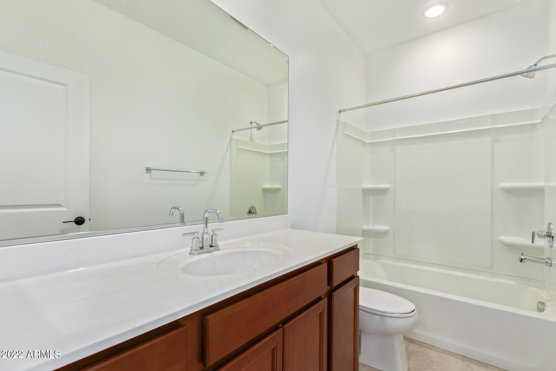 4566 South Riata Street, Unit 102 Gilbert, AZ 85297 - Photo 22 of 25 32 - Riata