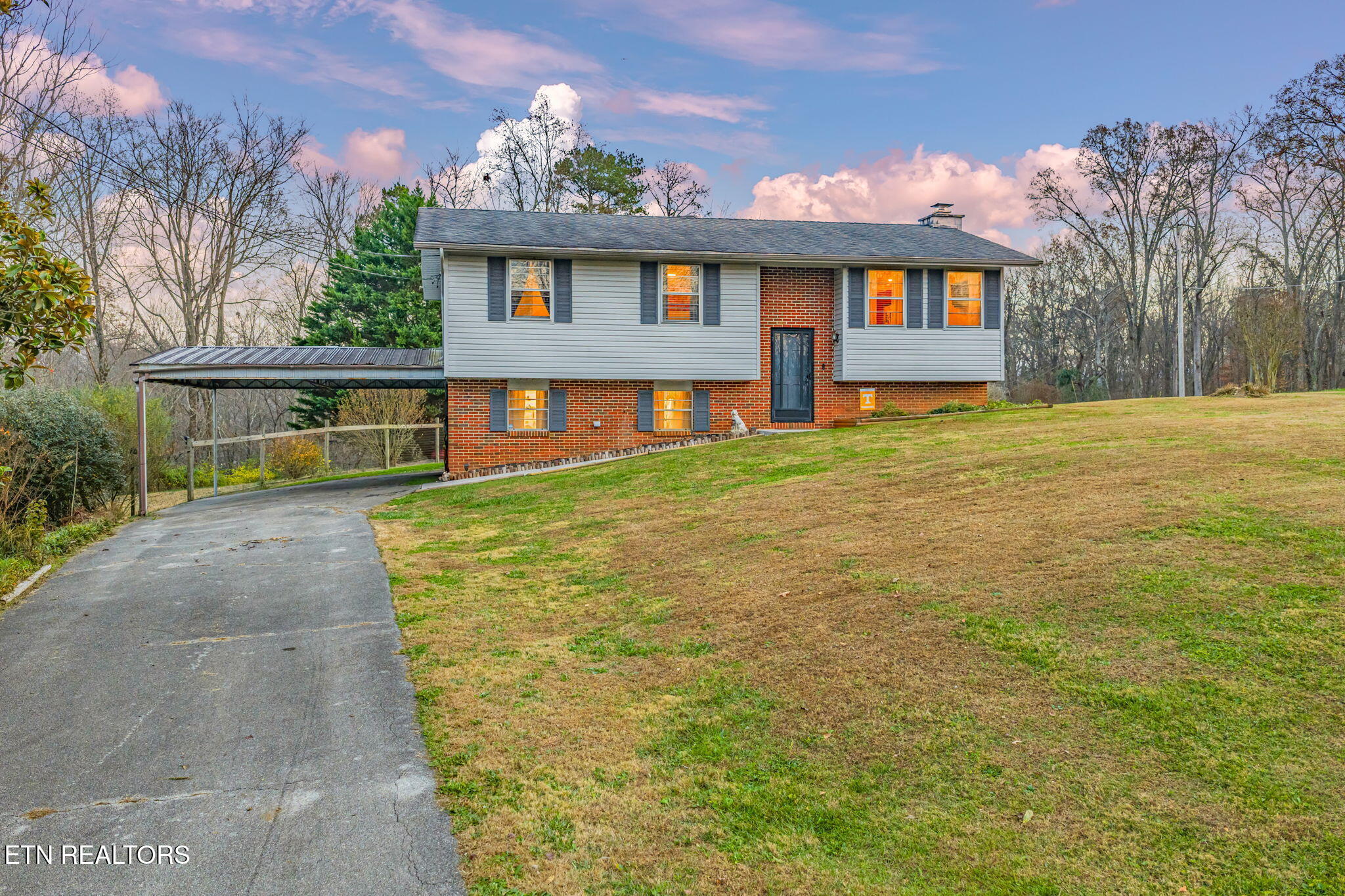 47-web-or-mls-3640 Clover Hill Mill Road