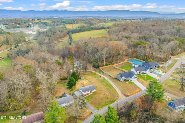 $335,000 | 3640 Clover Hill Mill Road, Maryville, TN 37801