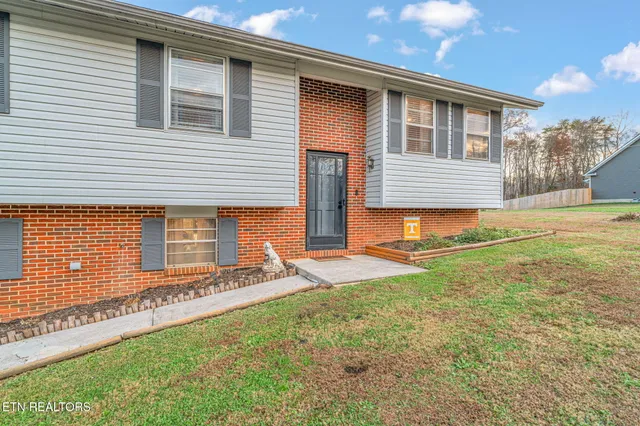 $335,000 | 3640 Clover Hill Mill Road, Maryville, TN 37801