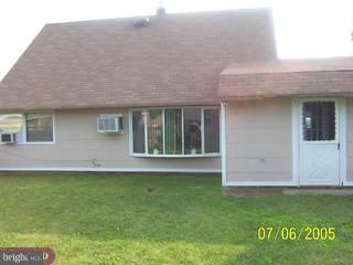24 Granite Road Levittown, PA 19057 - Photo 3 of 4