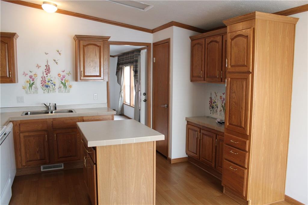 1322 Langeloth Road Burgettstown, PA 15021 - Photo 7 of 19