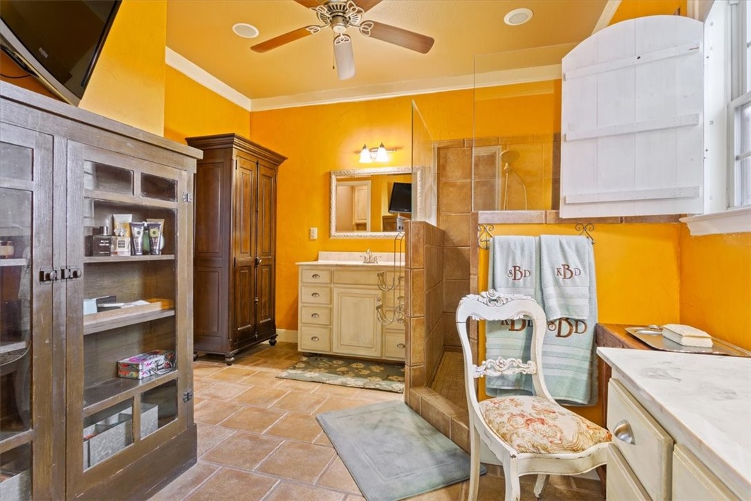 551 Bottoms East Road Temple, TX 76501 - Photo 23 of 44 a view of a storage & utility room
