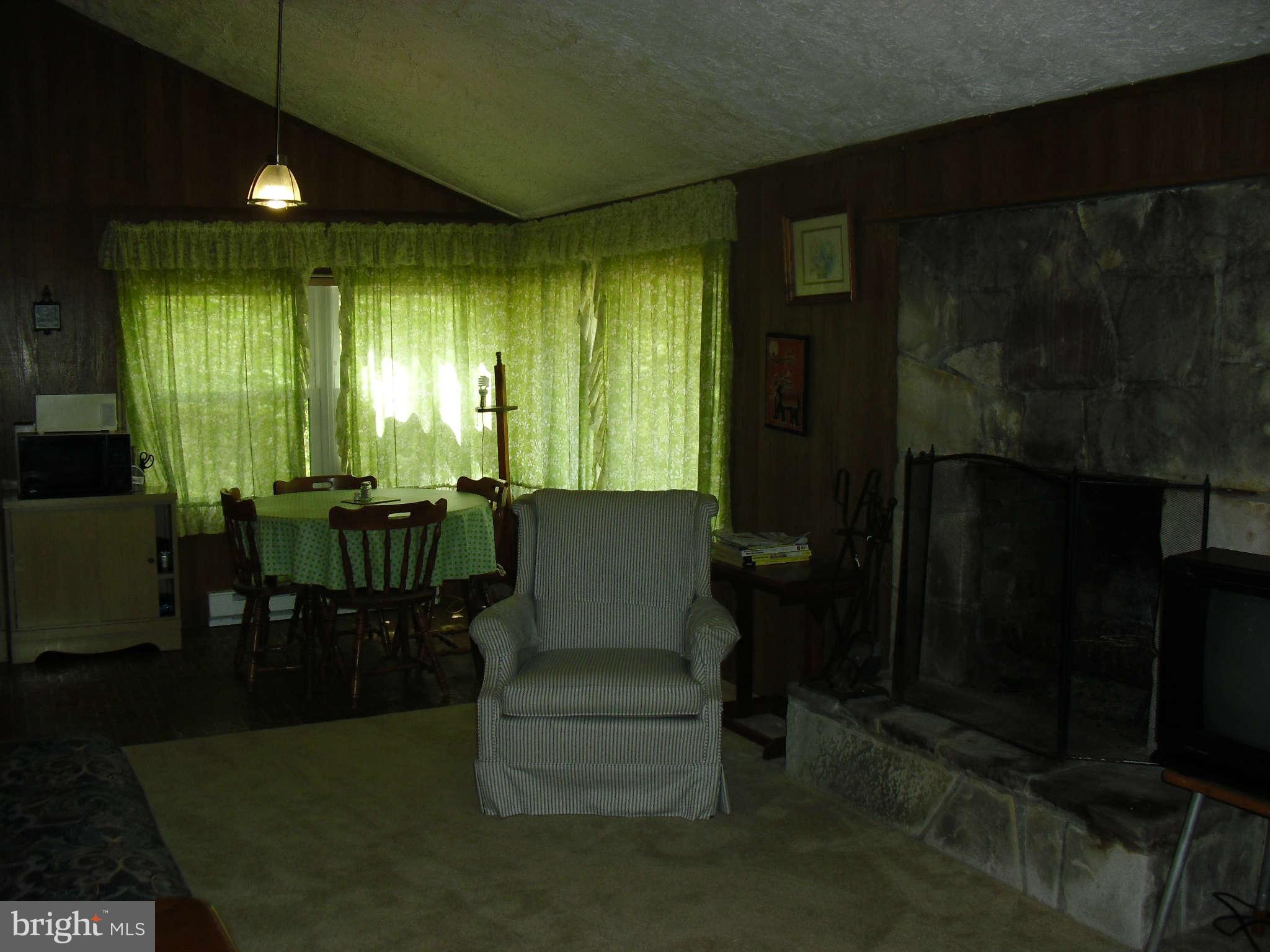0 Valley Road Berkeley Springs, WV 25411 - Photo 17 of 30 Living Room