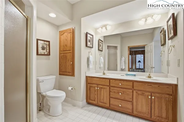 $795,000 | 491 Waterside Drive, Unit 2, Blowing Rock, NC 28605