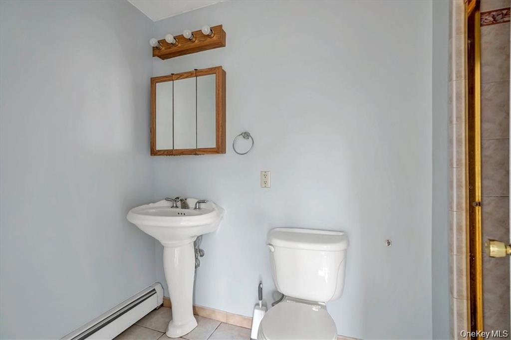4 Ayr Road Chester, NY 10918 - Photo 23 of 35