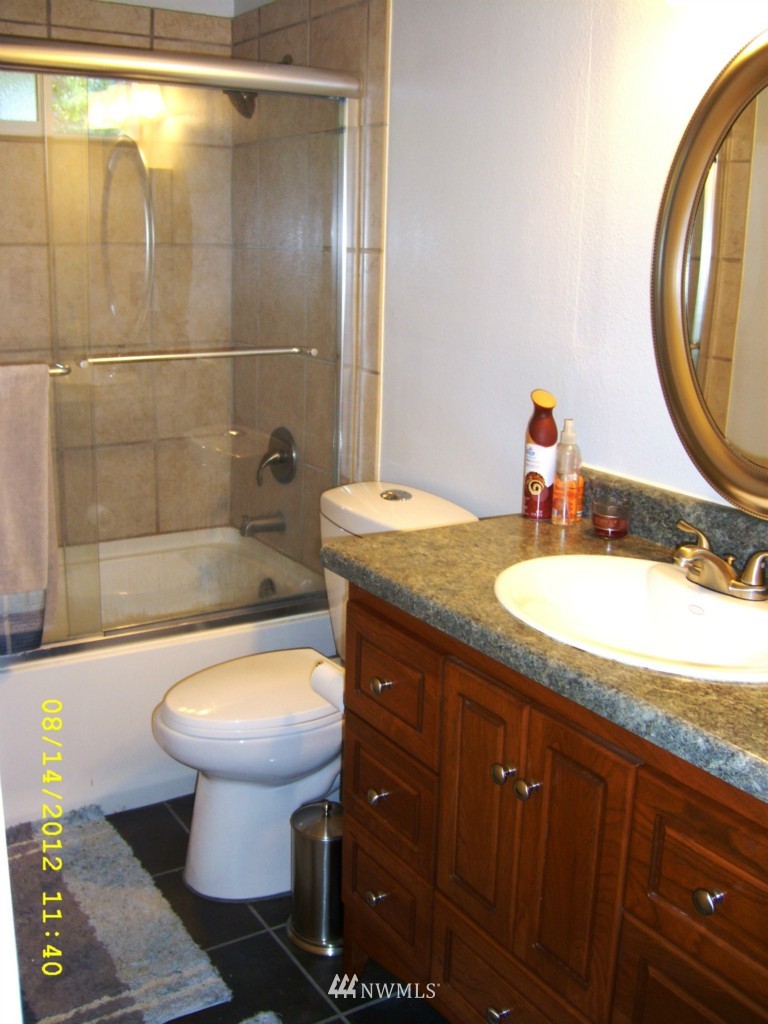 3325 Northeast 9th Street Renton, WA 98056 - Photo 6 of 6