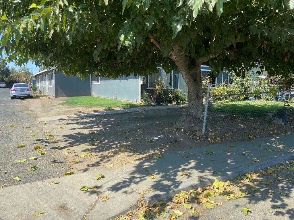 915-943 North Rinaldi Street Visalia, CA 93291 - Photo 6 of 8 123_1(4)