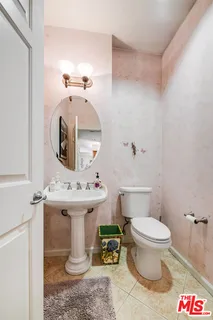 $799,000 | 12407 Moorpark Street, Unit 106, Studio City, CA 91604