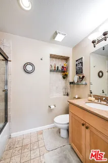 $799,000 | 12407 Moorpark Street, Unit 106, Studio City, CA 91604