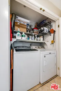 $799,000 | 12407 Moorpark Street, Unit 106, Studio City, CA 91604