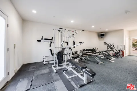 $799,000 | 12407 Moorpark Street, Unit 106, Studio City, CA 91604