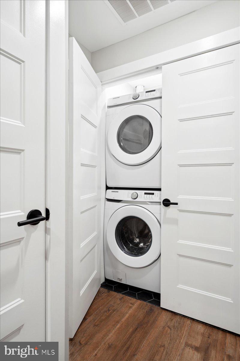 3519 Hamilton Street, Unit A Philadelphia, PA 19104 - Photo 27 of 47 a utility room with dryer and washer