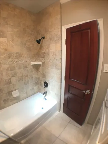 $2,900 | 2529 Rio Grande Street, Unit 49, Austin, TX 78705