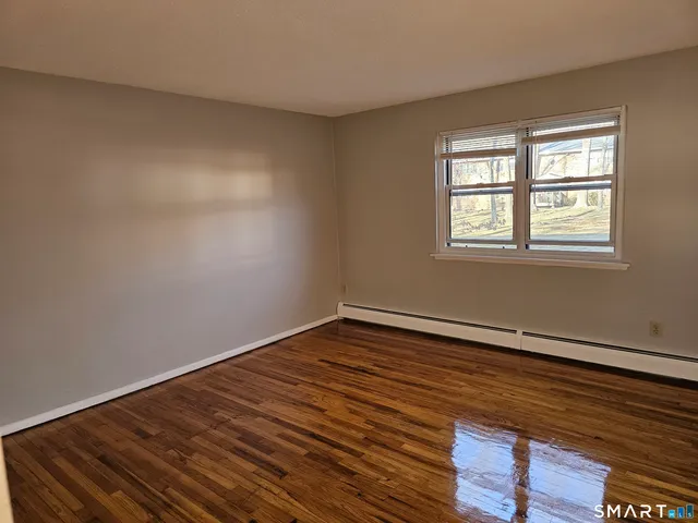 $1,945 | 494 Oak Avenue, Unit 33, Cheshire, CT 06410