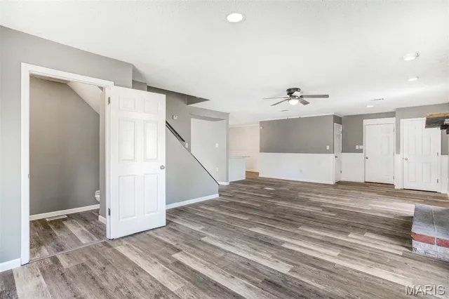 $319,900 | 6 Walnut Park Drive, Cedar Hill, MO 63016