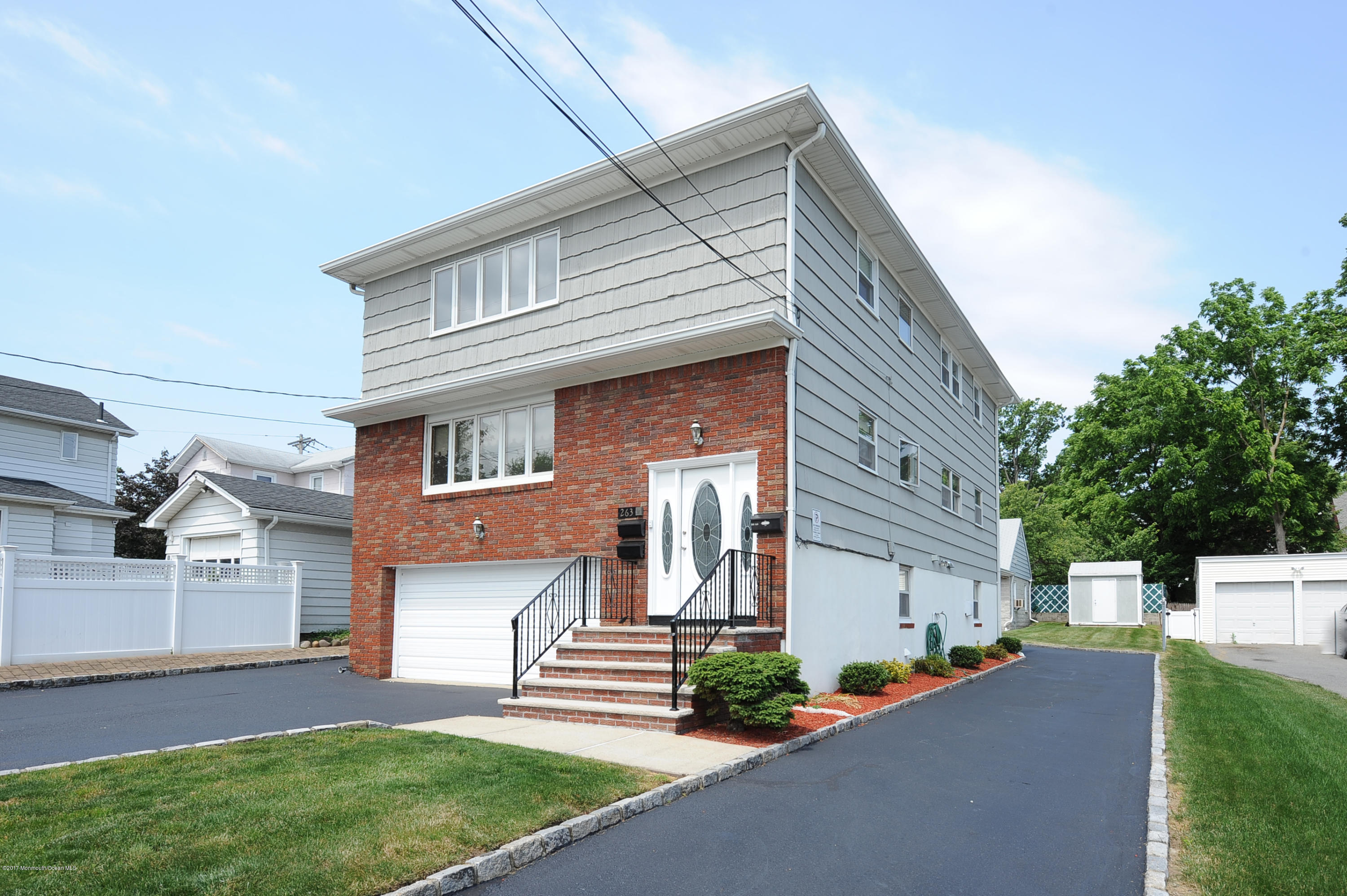 263 Terrace Avenue Hasbrouck Heights, NJ 07604 - Photo 1 of 19 43532905